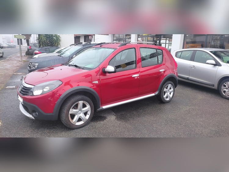 Dacia Sandero Stepway AMBIANCE 1.6 85 CV foto 2